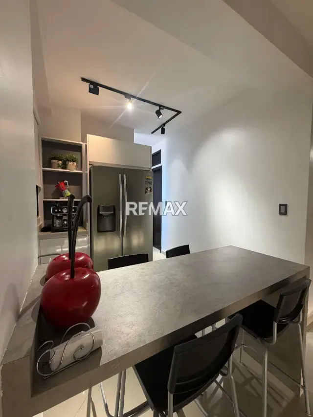 Apartamento moderno a la venta en el Triángulo del Este, Residencias Silver House conectado a planta eléctrica - 3