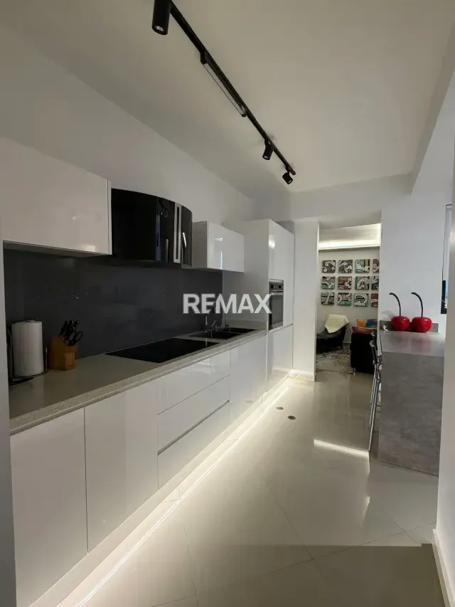 Apartamento moderno a la venta en el Triángulo del Este, Residencias Silver House conectado a planta eléctrica - 5