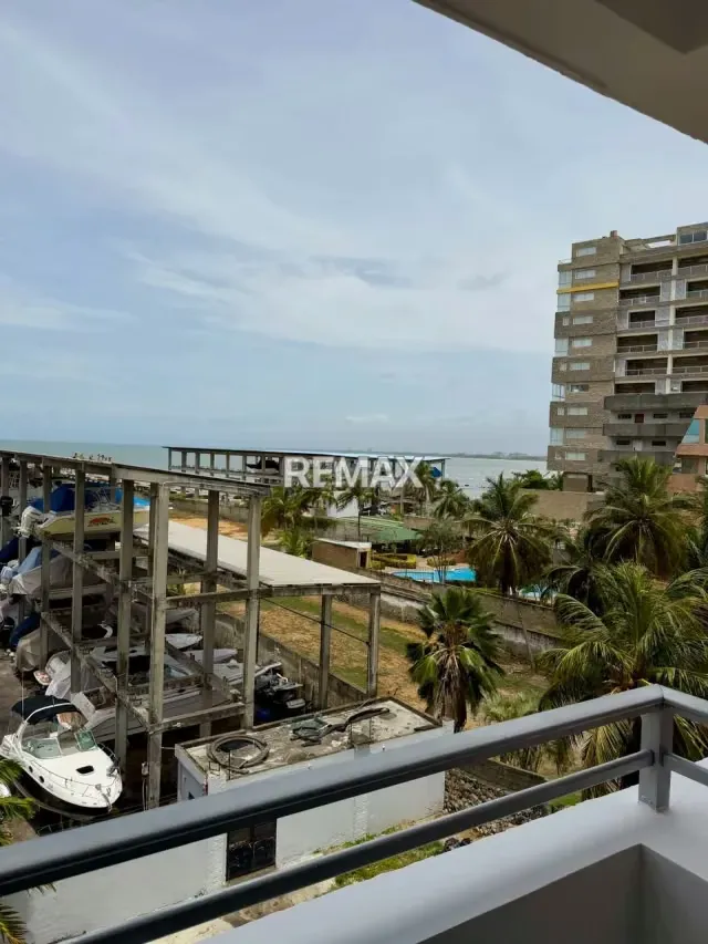 ¡El estilo de vida que mereces te espera en el Edificio Varadero Suit! - 15