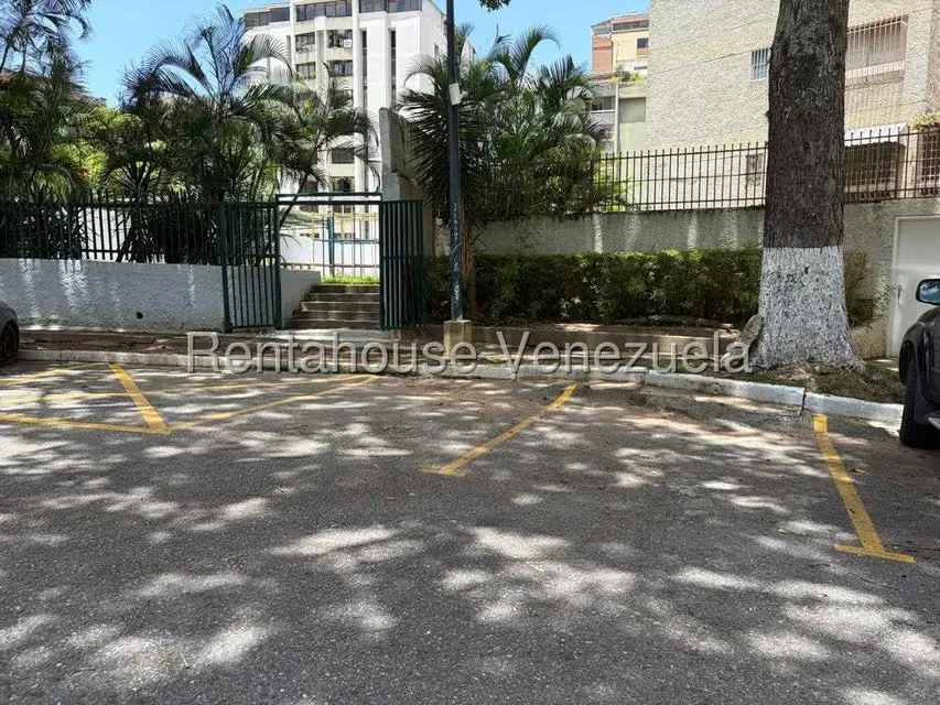 Apartamento (1 Nivel) en Venta en La Urbina, Distrito Metropolitano - 24