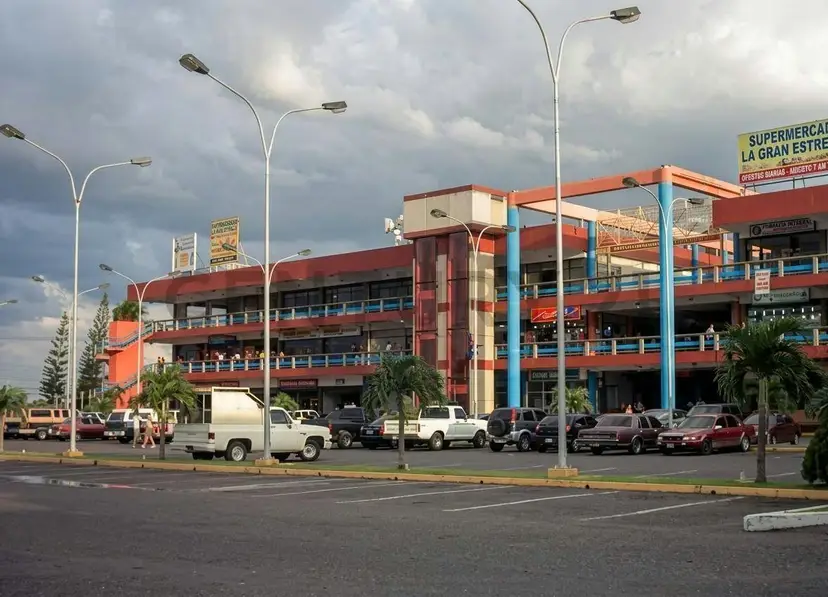 excelente oportunidad de negocios en el cc malaver 2 el tigrito