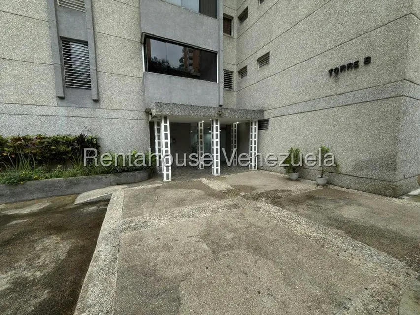Apartamento (Planta Baja) en Venta en La Boyera, Distrito Metropolitano - 2