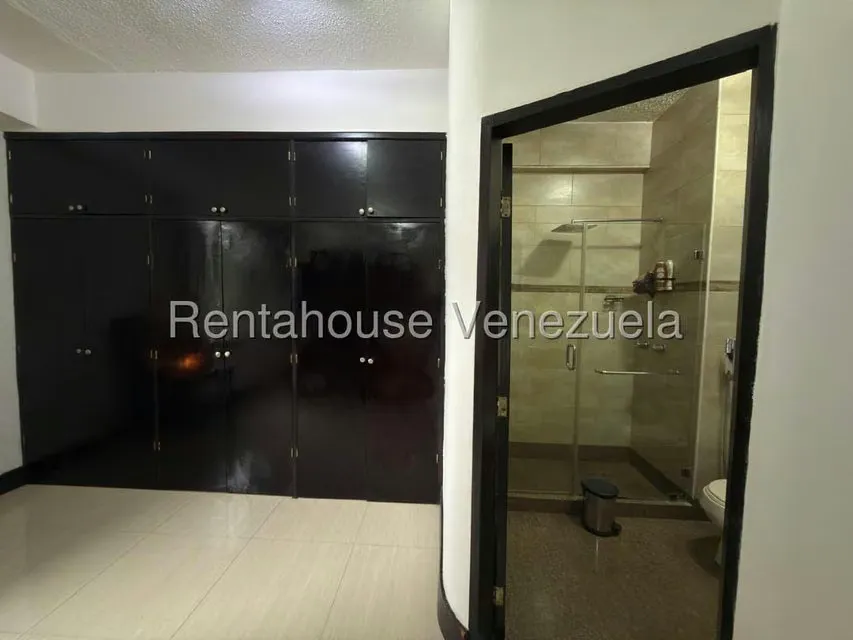 Apartamento (Planta Baja) en Venta en La Boyera, Distrito Metropolitano - 11
