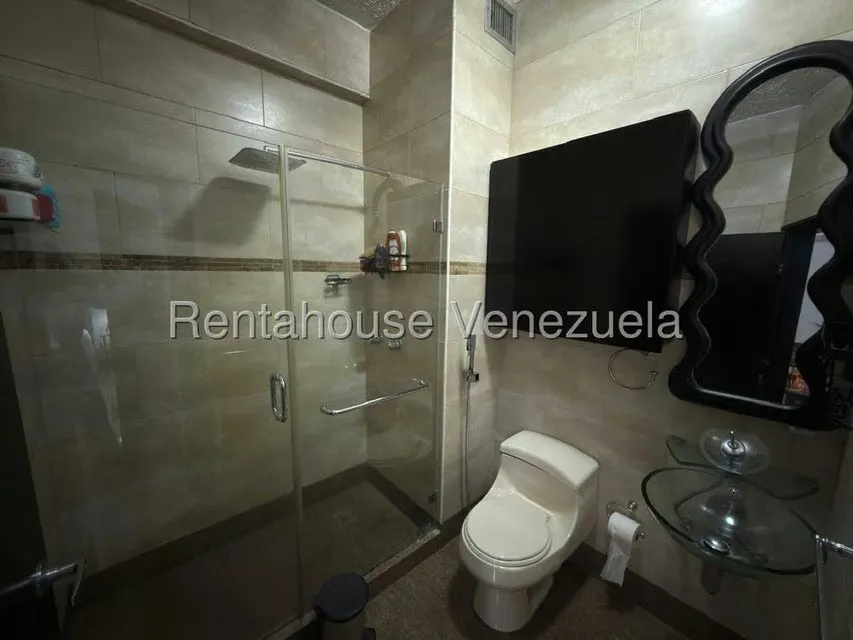 Apartamento (Planta Baja) en Venta en La Boyera, Distrito Metropolitano - 12