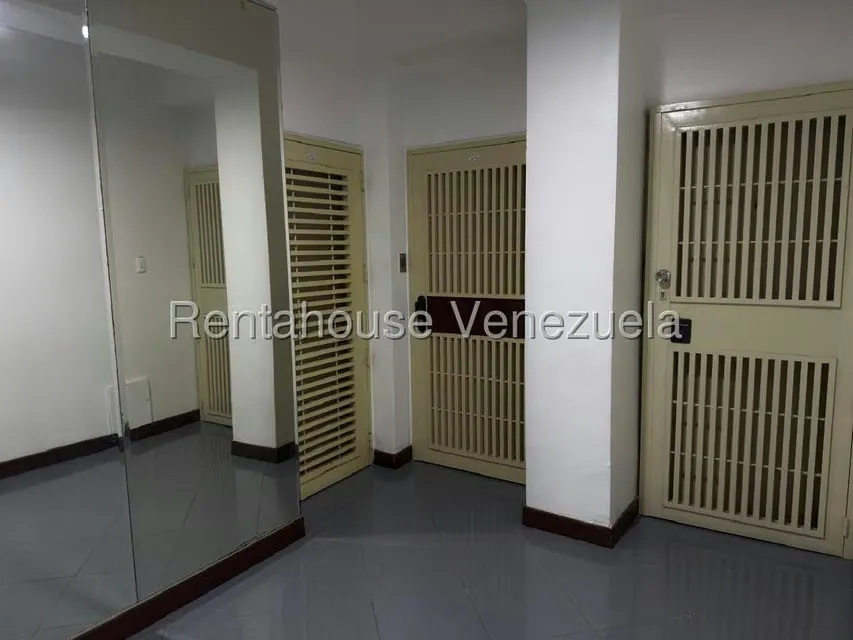 Apartamento (Planta Baja) en Venta en La Boyera, Distrito Metropolitano - 4