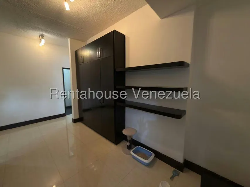 Apartamento (Planta Baja) en Venta en La Boyera, Distrito Metropolitano - 9