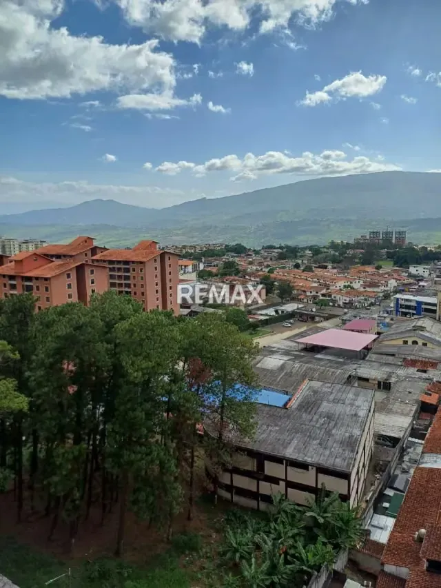 Apartamento. Venta. Pueblo Nuevo - 3