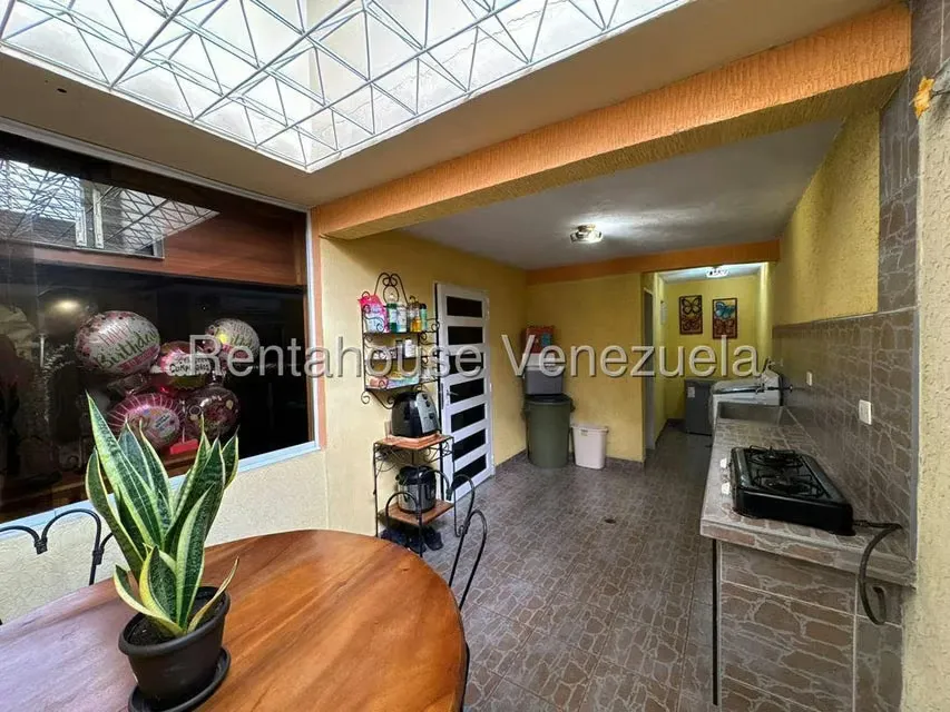 Casa (Duplex) en Venta en Los Tinajeros, Portuguesa - 12