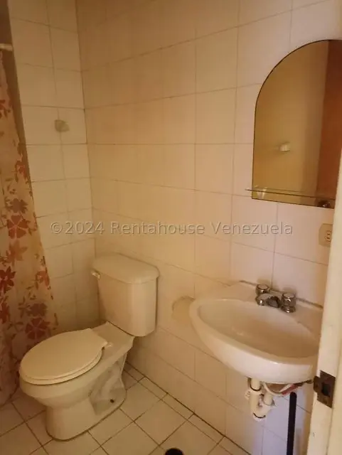 Casa (Multipes Niveles) en Venta en Valles de Chara, Miranda - 5