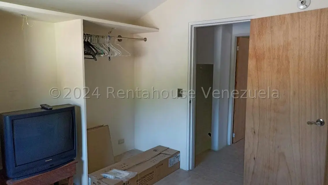 Casa (Multipes Niveles) en Venta en Valles de Chara, Miranda - 8