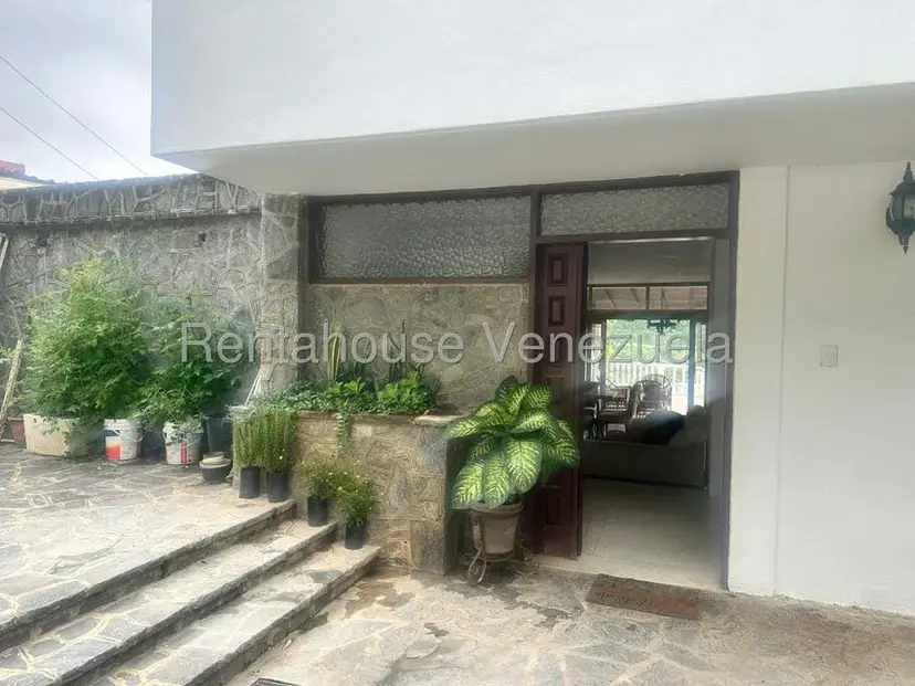 Casa (Multipes Niveles) en Venta en Los Anaucos, Miranda