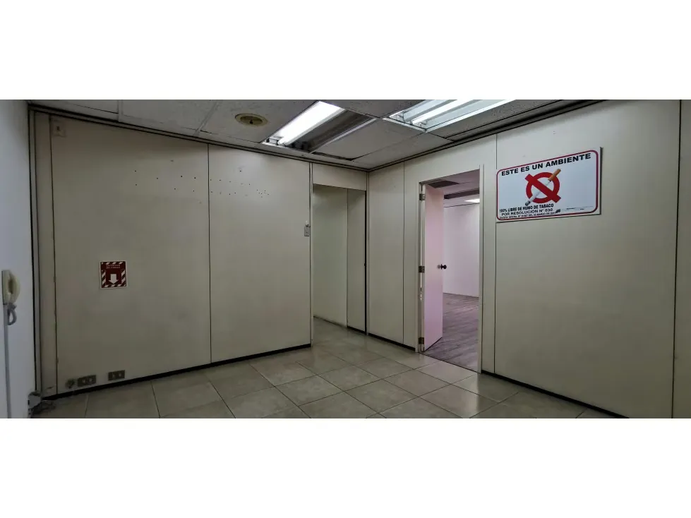 Alquilo Oficina La Castellana 440m2 / $4.310 - 19