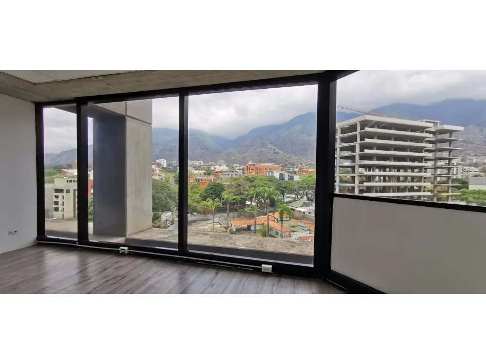 Alquilo Oficina La Castellana 440m2 / $4.310 - 22
