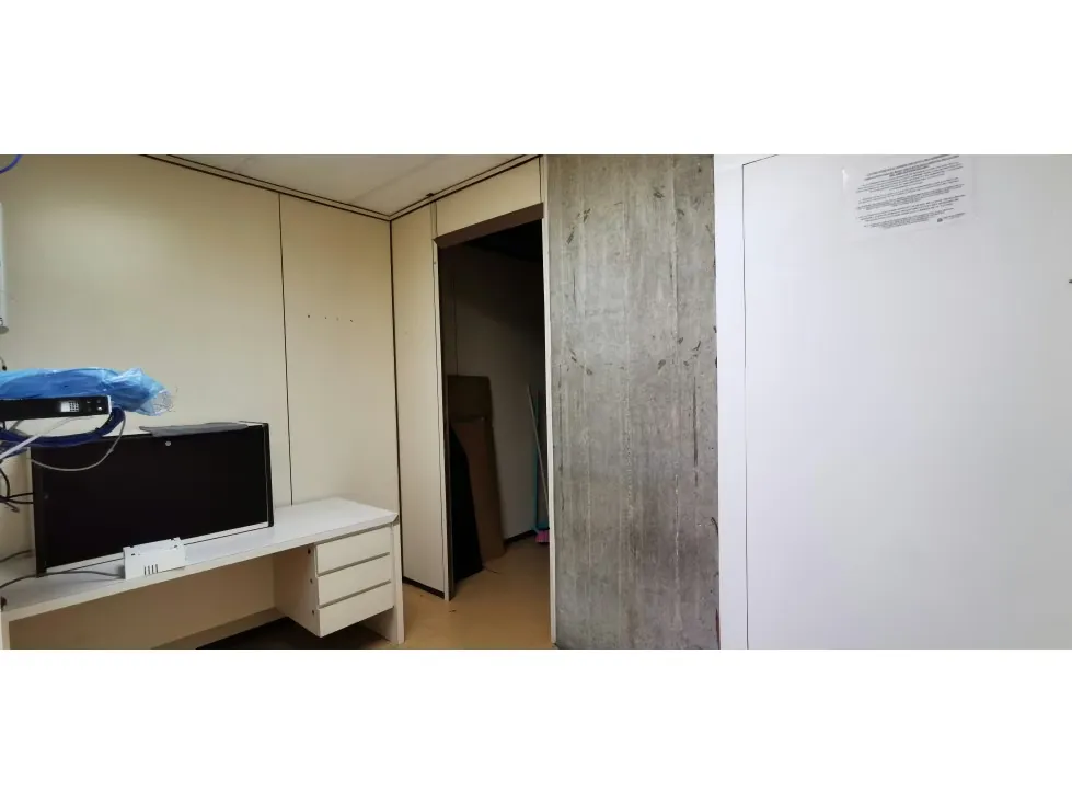 Alquilo Oficina La Castellana 440m2 / $4.310 - 27