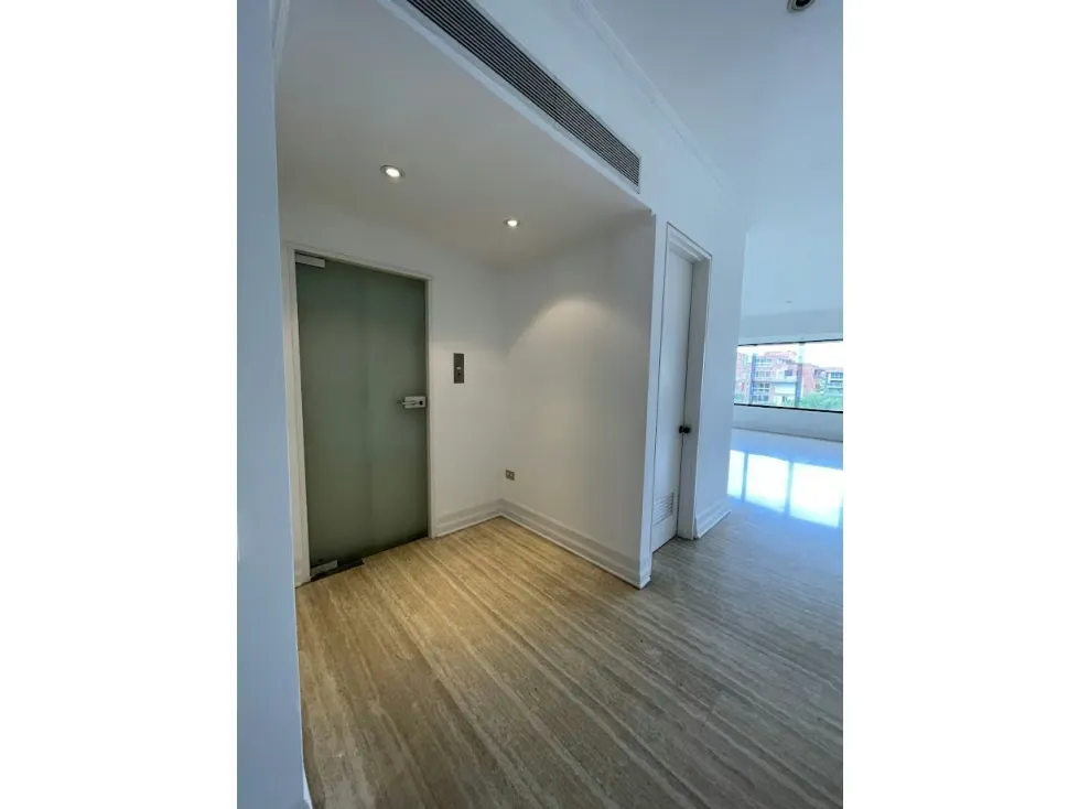 Alquilo apartamento 215m2 Campo Alegre 8413 - 2