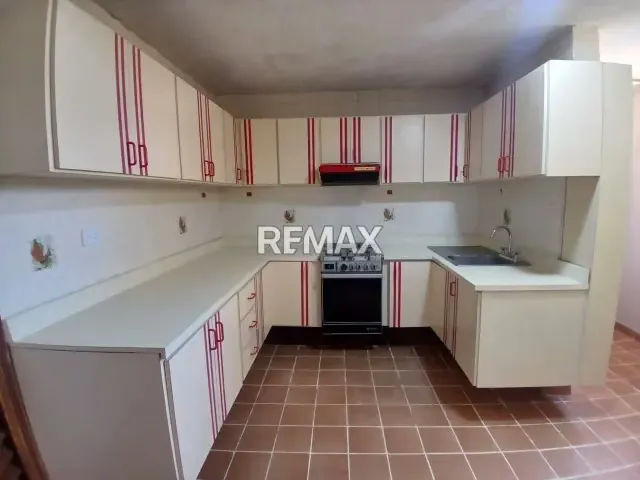 Se Alquila Lindo Apartamento en Zona Céntrica de la Ciudad Coro Edo. Falcón - 5