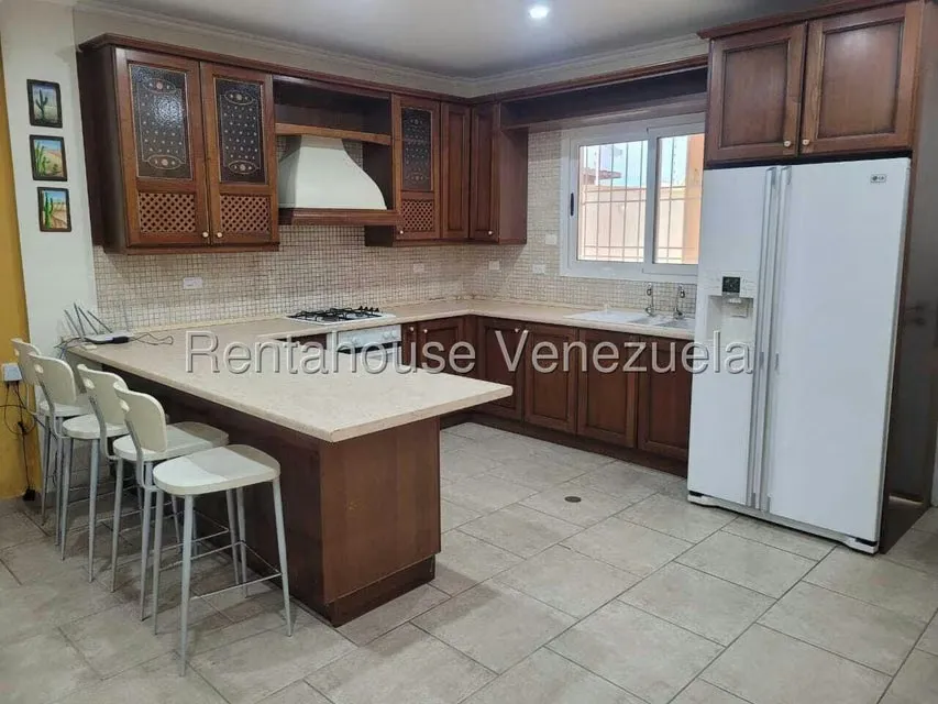 Casa (Multipes Niveles) en Alquiler en Puerta Maraven, Falcon - 12