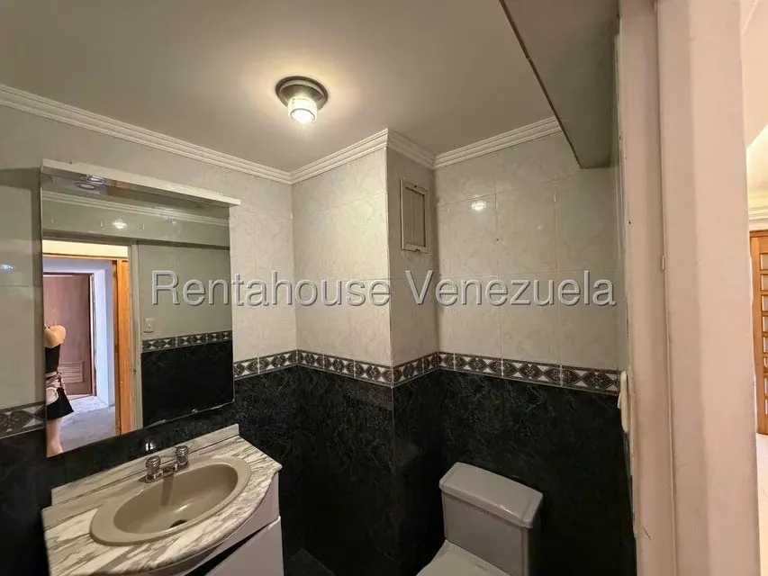 Apartamento (1 Nivel) en Venta en La Lago, Zulia - 10