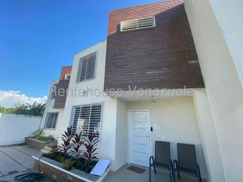 Casa (Duplex) en Venta en La Piedad Norte, Lara - 3