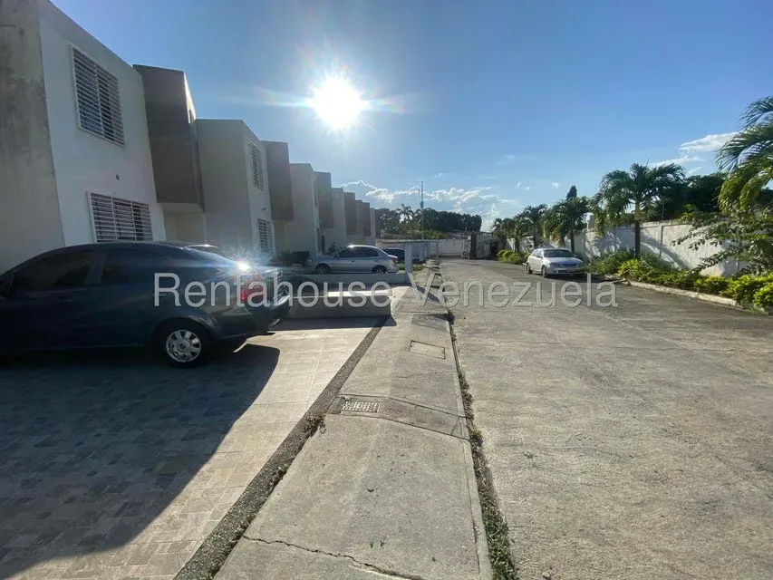 Casa (Duplex) en Venta en La Piedad Norte, Lara - 42