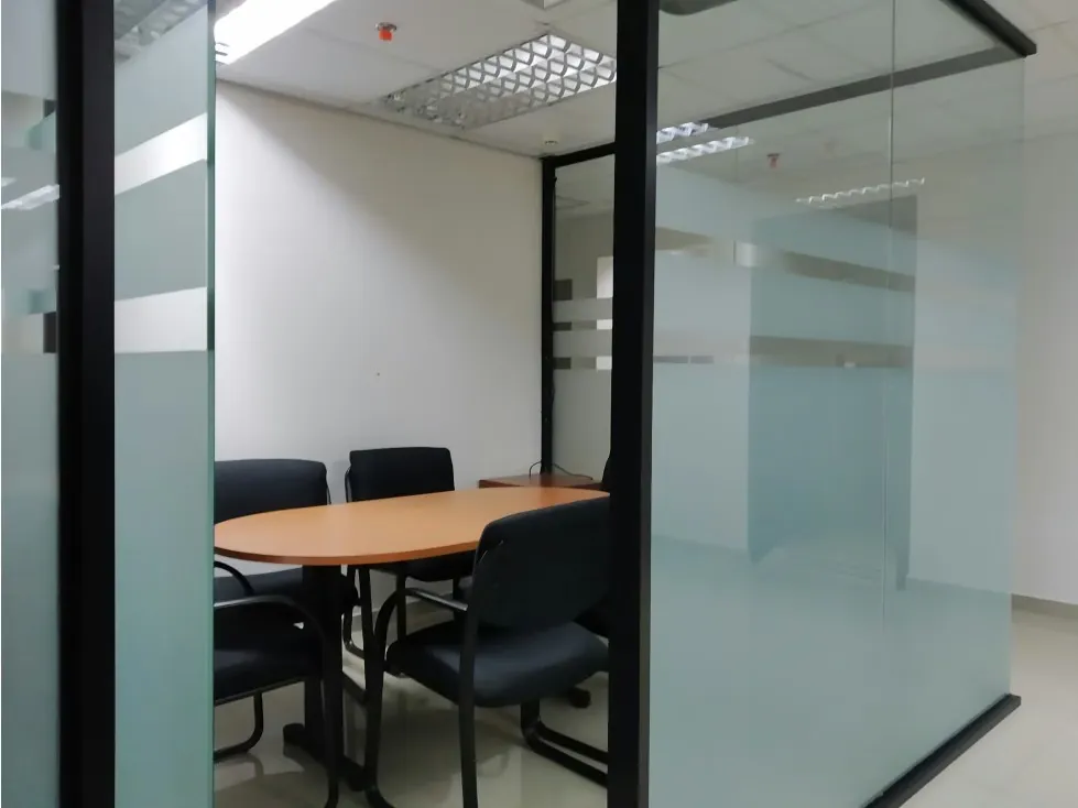 Se alquila oficina 315m2 Las Mercedes (Eurobuilding) 9221 - 11