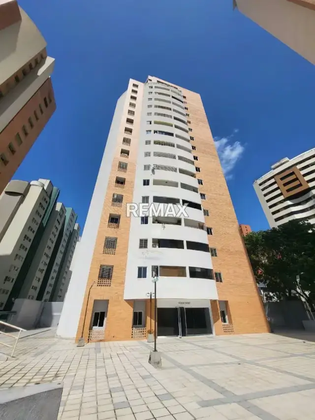 EN VENTA APARTAMENTO RES. CHELSEA COURT URB. EL PARRAL