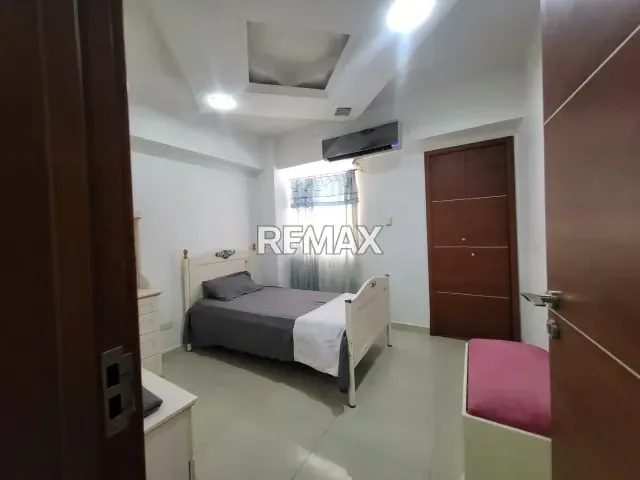 EN VENTA APARTAMENTO RES. CHELSEA COURT URB. EL PARRAL - 7