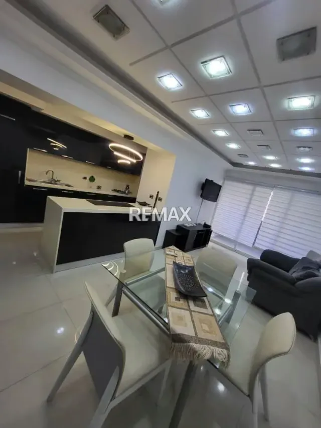 EN VENTA APARTAMENTO RES. CHELSEA COURT URB. EL PARRAL - 9