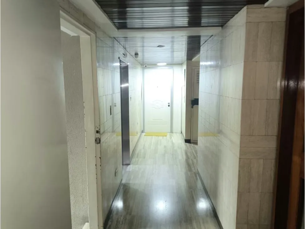 LA BOYERA Vendo Apartamento de Lujo recién remodelado (mogo) - 39
