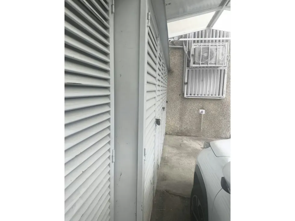 LA BOYERA Vendo Apartamento de Lujo recién remodelado (mogo) - 48