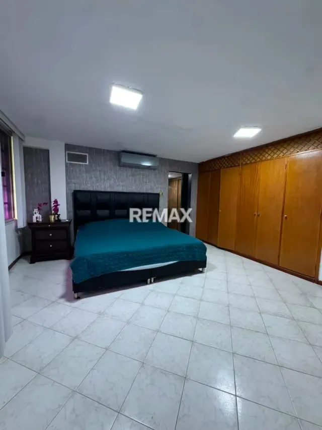 TOWNHOUSE EN ALQUILER EN ZONA PRIVILEGIADA DE LECHERIA - 11
