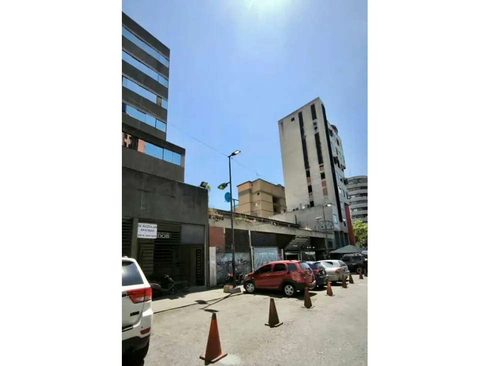 Alquilo oficina 45m2 Chacaíto 9796