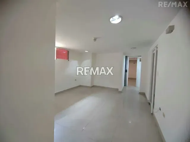 EN ALQULER DOS AMPLIAS OFICINAS EN UNA, C.E.BOLIVAR PORLAMAR ISLA DE MARGARITA - 19