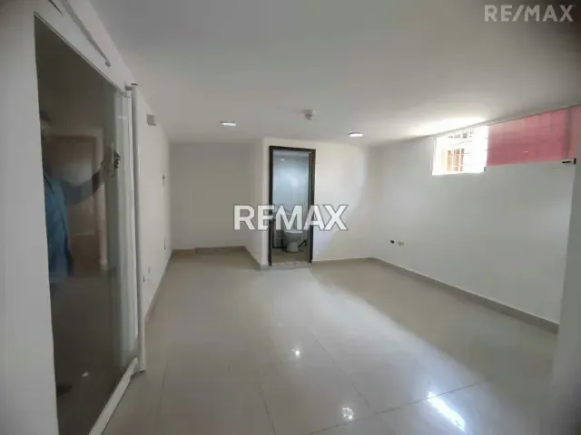 EN ALQULER DOS AMPLIAS OFICINAS EN UNA, C.E.BOLIVAR PORLAMAR ISLA DE MARGARITA - 20