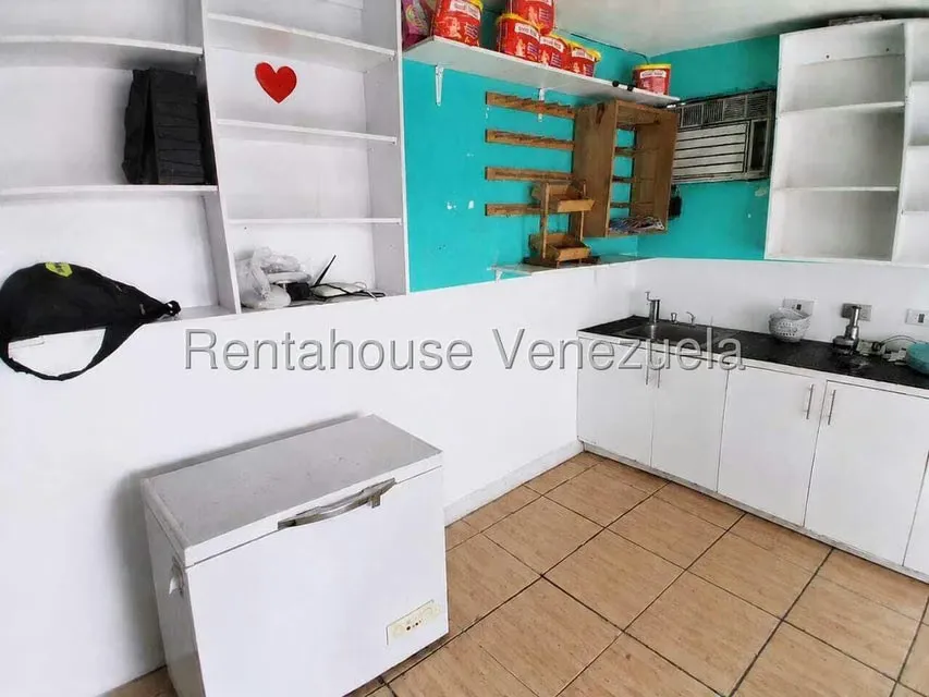 Local Comercial en Venta en Club Hipico Las Trinitarias, Lara - 2