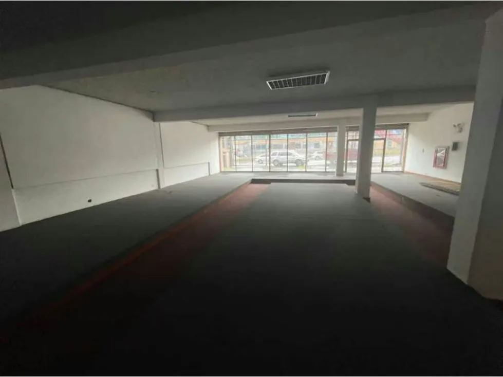 Se Vende Local Comercial en Los Teques, Sector Corralito - 9