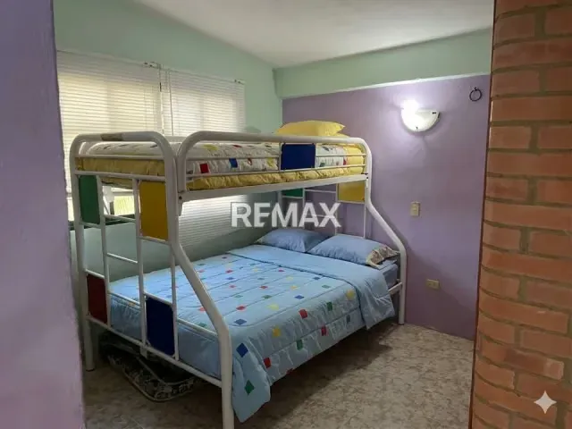 EN VENTA TOWN HOUSE AMOBLADO EN EL CONJUNTO FLOR AMARILLA, CIUDAD FLAMINGO. - 12