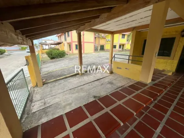EN VENTA TOWN HOUSE AMOBLADO EN EL CONJUNTO FLOR AMARILLA, CIUDAD FLAMINGO. - 18