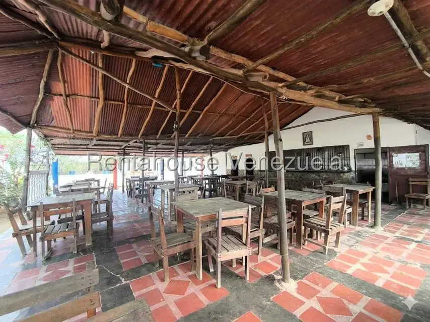 Comercial (Club Campestre) en Venta en Sector Independencia, Falcon - 9
