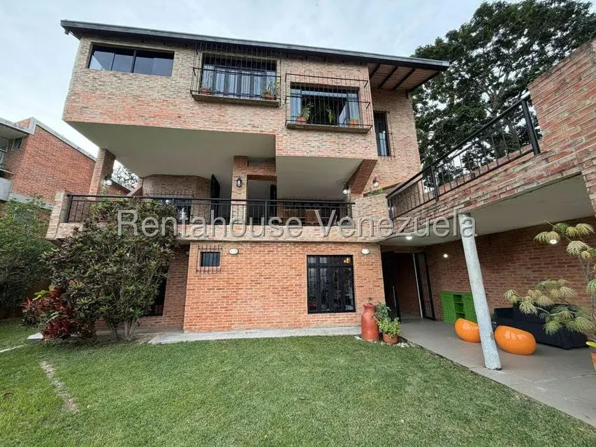 Casa (Multipes Niveles) en Venta en Caicaguana, Distrito Metropolitano