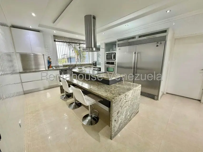 Casa (Multipes Niveles) en Venta en Parque el Retiro, Miranda - 8