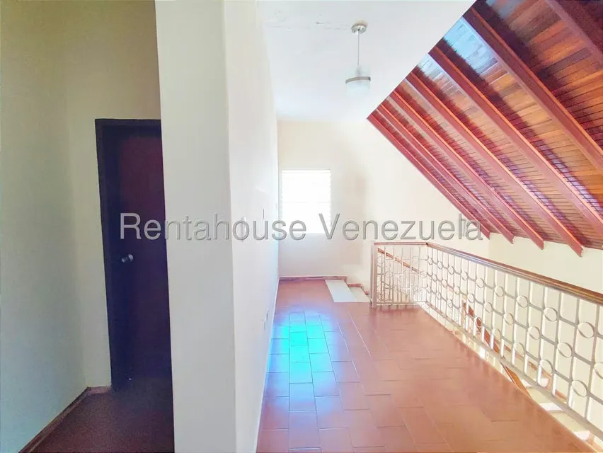Casa (Multipes Niveles) en Alquiler en Centro, Falcon - 11