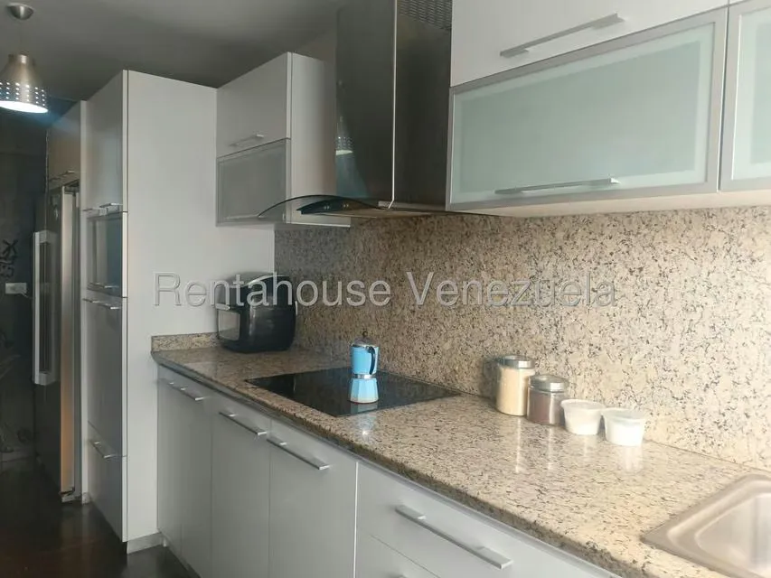 Apartamento (1 Nivel) en Venta en El Cigarral, Distrito Metropolitano - 14