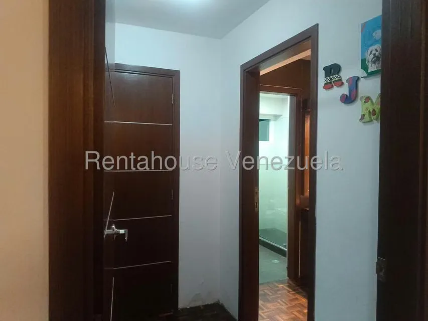Apartamento (1 Nivel) en Venta en El Cigarral, Distrito Metropolitano - 22