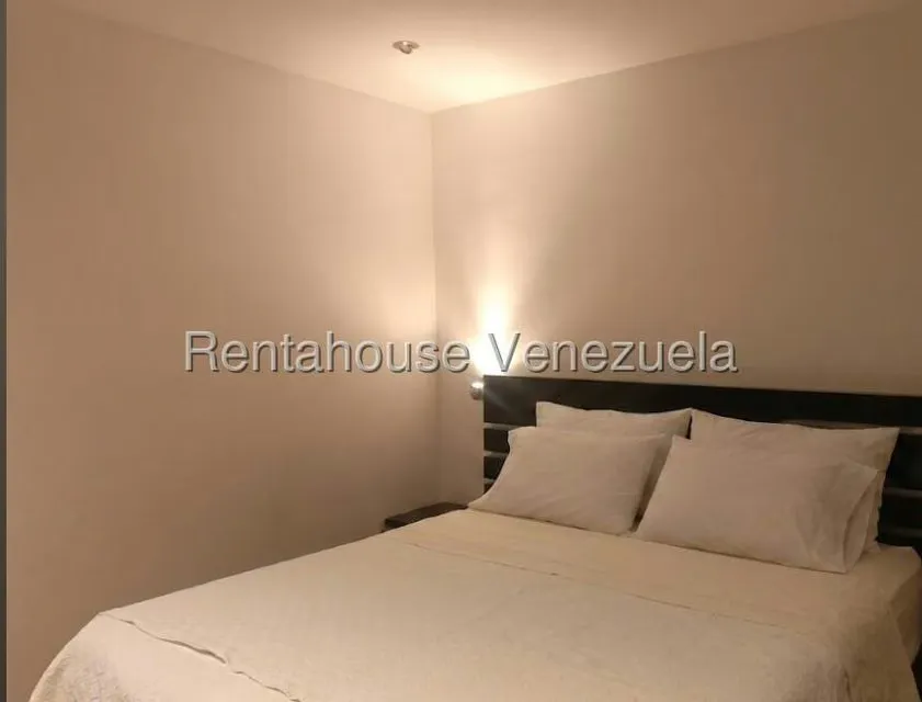 Apartamento (1 Nivel) en Venta en El Cigarral, Distrito Metropolitano - 28