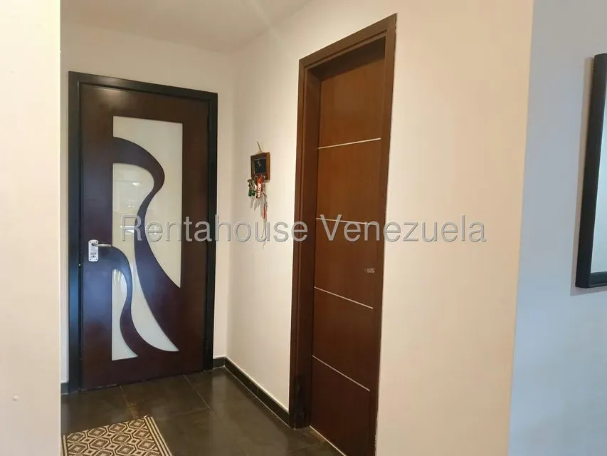 Apartamento (1 Nivel) en Venta en El Cigarral, Distrito Metropolitano - 9