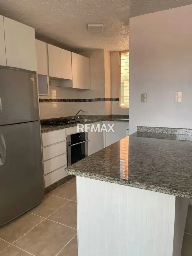 Apartamento en venta, El Tulipan, San Diego piso 2