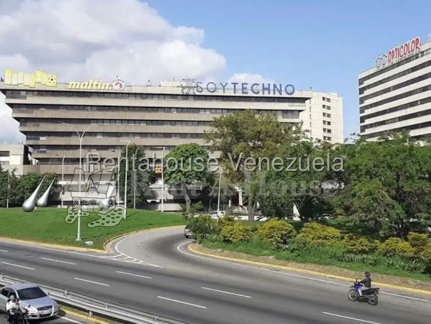 Comercio en Venta en Chuao, Distrito Metropolitano