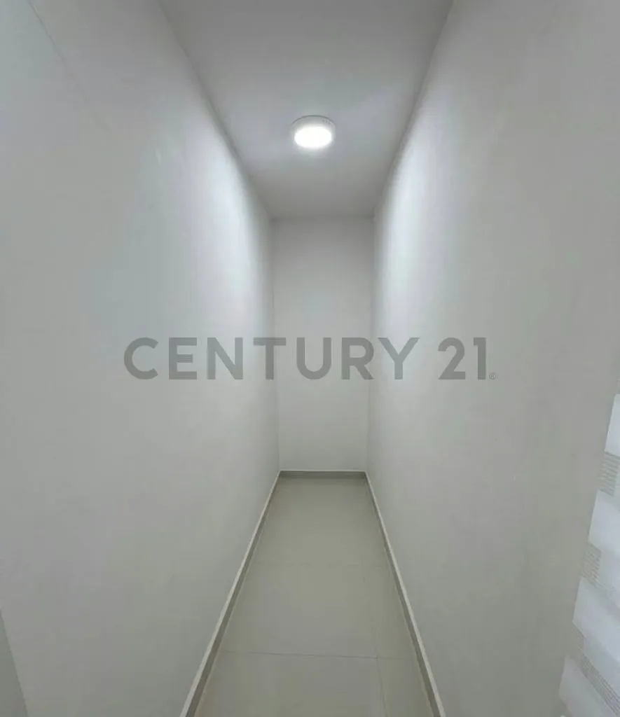Venta de Cómodo Townhouse en Res. Mar de Oriente en Nueva Barcelona - 11