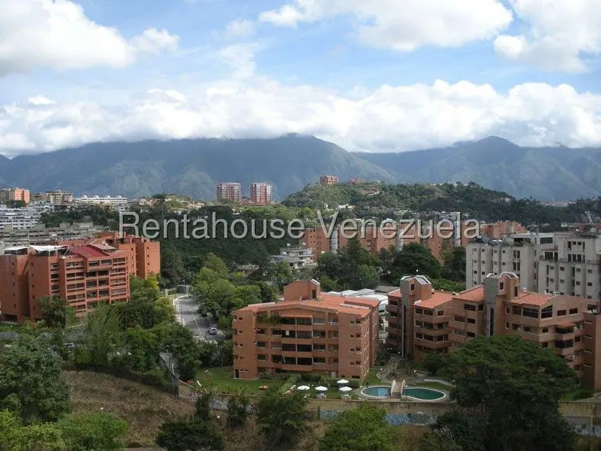 Apartamento (1 Nivel) en Alquiler en Guaicay, Distrito Metropolitano - 2